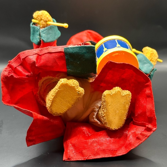 Vintage Toy Christmas Wind Up Musical Teddy Bear Playing A Drum #513 - Picture 6 of 6